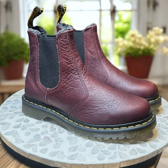 Dr. Martens 2976 WarmWair Lined Grizzly Leather Winter Snow Chelsea Boot Unisex - Picture 5 of 13